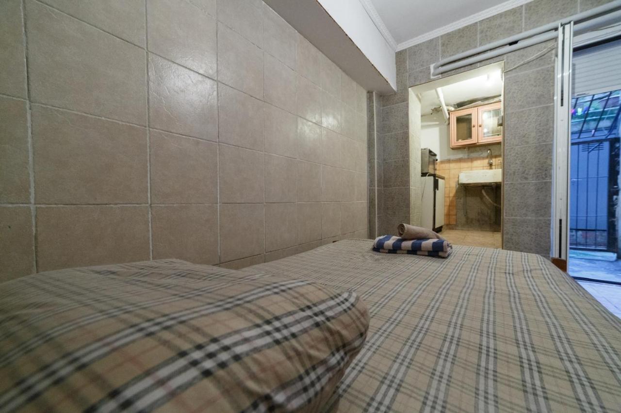 Apartament Private Flat For 2 Or 3 With Back Yard Near Exarhia Square And Archaelogical Museum Ateny Zewnętrze zdjęcie